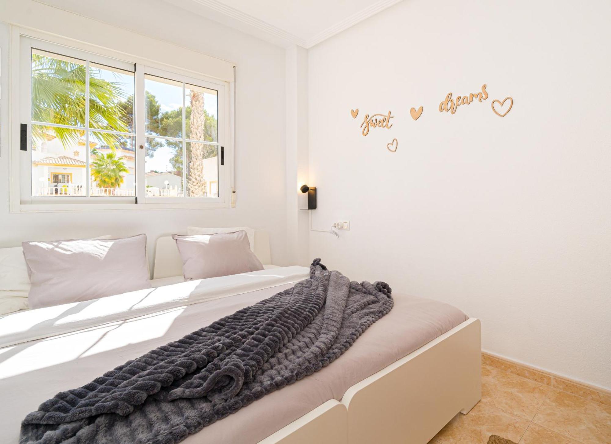 Villamartin Apartment. Excellent Location For Golfers, Cyclists And Hikers Buitenkant foto