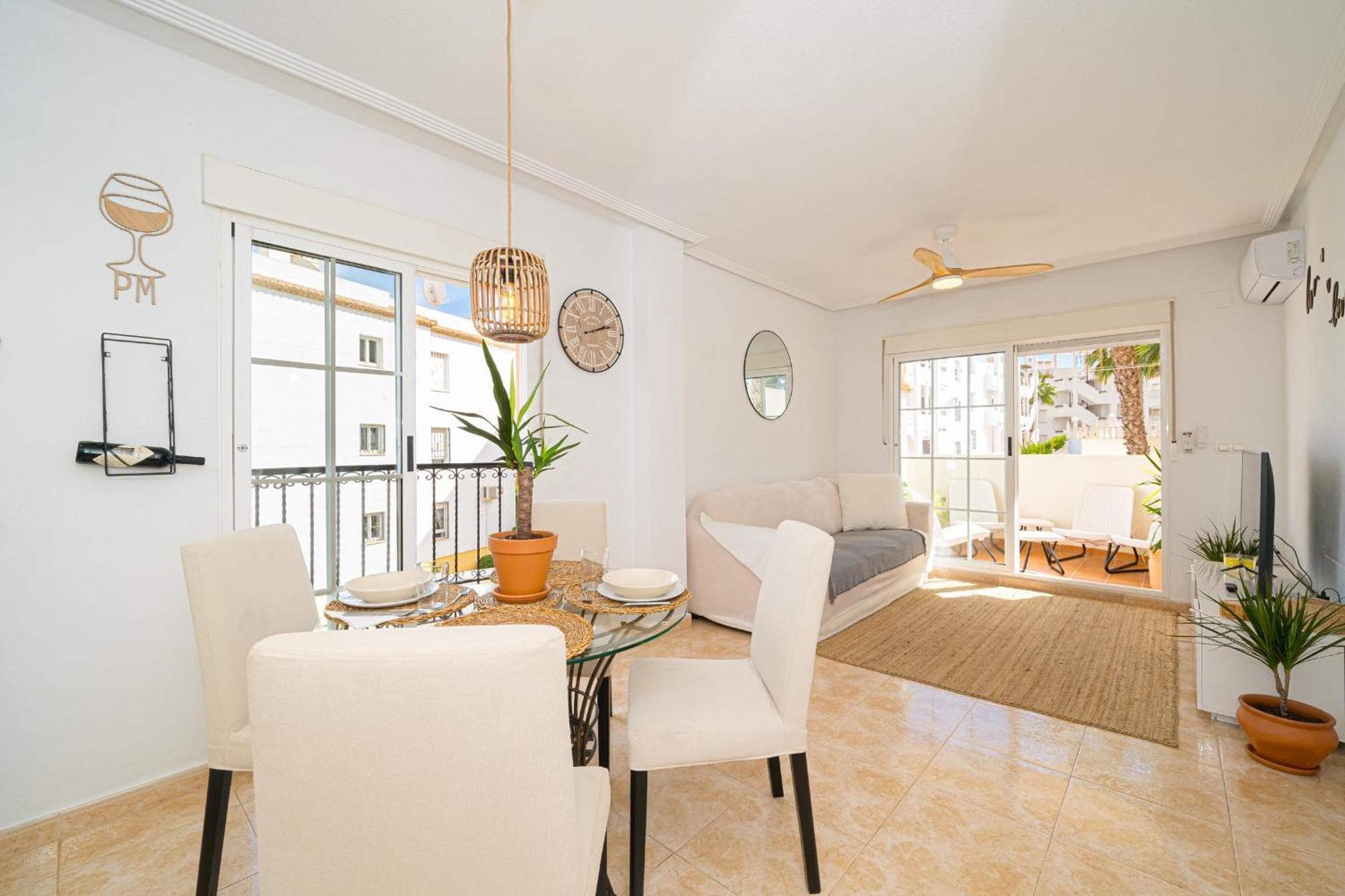Villamartin Apartment. Excellent Location For Golfers, Cyclists And Hikers Buitenkant foto